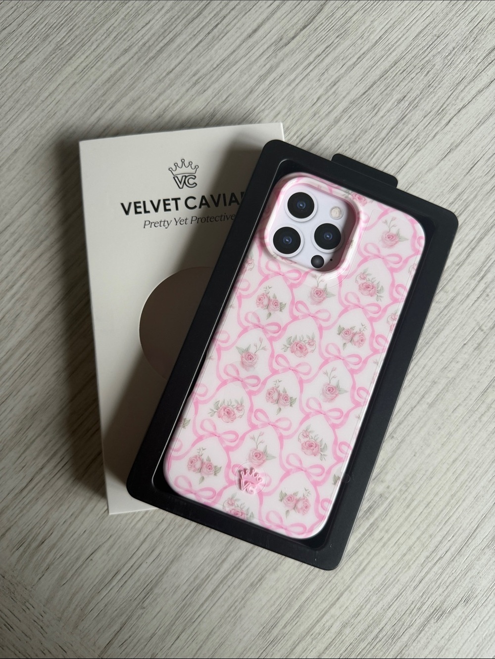 Velvet Caviar Pink Floral Bow iPhone 16 Pro Max Case — Cute Ribbon & Rose Design